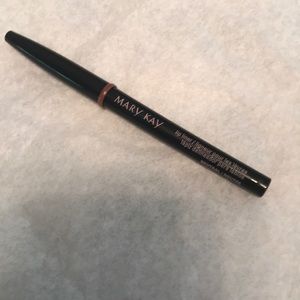 Mary Kay Lip Liner in Neutral